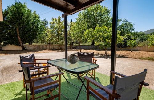 Karvelas Apartment | Emi's House