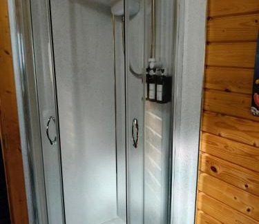 Inverness Ski Chalet | Emili Fois