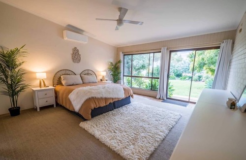 Forbes House | Emohruo Downs Luxury Retreat on 80 Acres