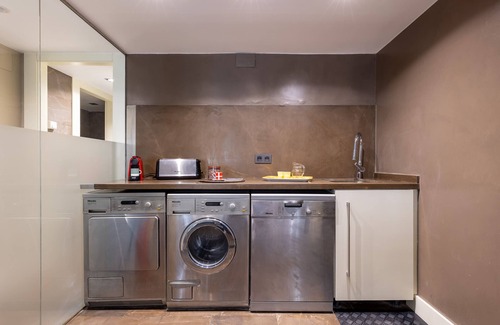 Old Town Apartment | Emperador by Unik Tarragona