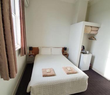 Goulburn Hotel | Empire Hotel Goulburn