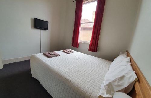Goulburn Hotel | Empire Hotel Goulburn