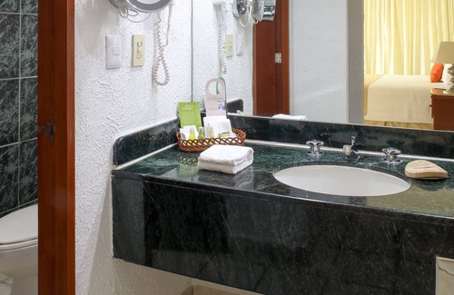 Ixtapa Resort | Emporio Ixtapa