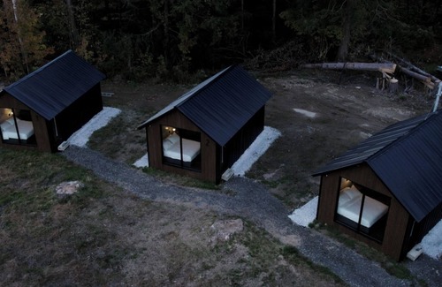 Brandon Cabin | Emrose Luxury Cabins 1