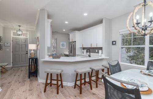 Old Town Bluffton House | Encanto of the Lowcountry in Old Town Bluffton