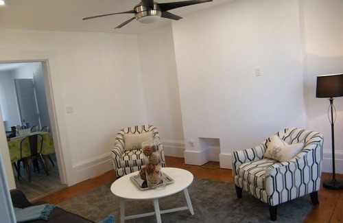 Paris House | Enchanted Cottage in Paris Ontario