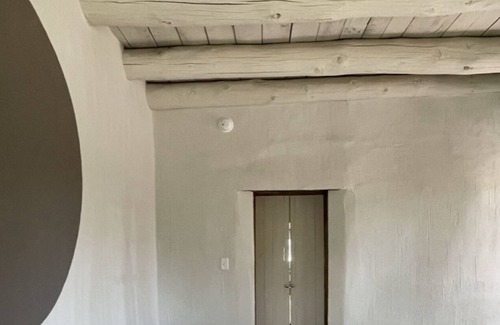 Galisteo House | Enchanting retreat on 5 picturesque acres in the historic village of Galisteo.