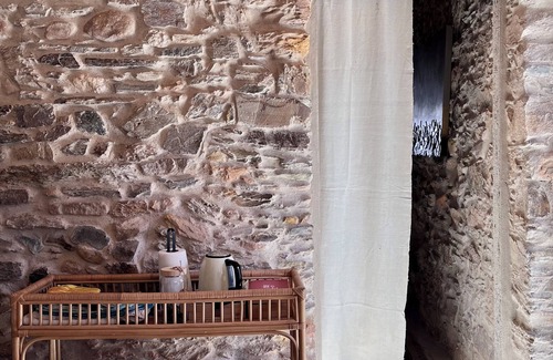 Penacova House | Enchanting rustic escape with romantic vibes