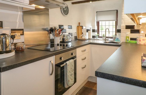Carsington Cottage | ENDALE, romantic, character holiday cottage in Wirksworth
