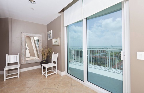 South Padre Island Condo | Endless Views from 10th Floor Condo at Sapphire! Resort Pool, Hot Tub, Spa, Movie Theater & More!