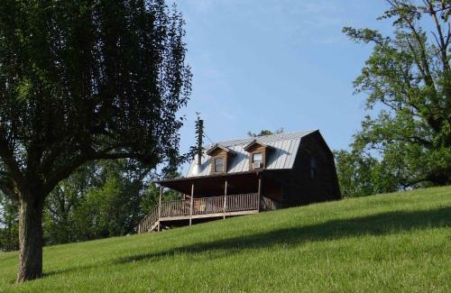 Candler Bed & Breakfast | Engadine Inn and Cabins