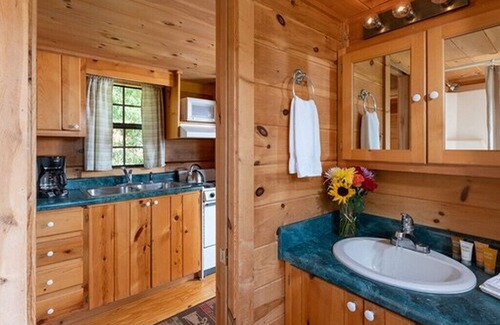Candler House | Engadine Inn & Cabins