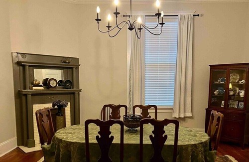 Macon House | Enjoy 4000+ sqft Historic Home - Perfect for a family