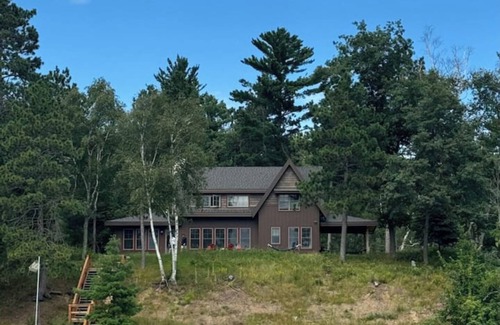 Pequot Lakes Cabin | Enjoy a beautiful lakeside cabin on Whitefish Chain with your family & friends!,