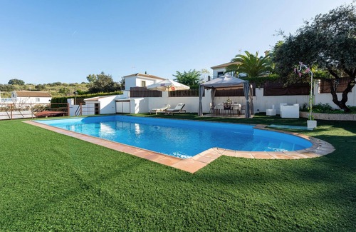 Castilblanco de los Arroyos House | Enjoy a relaxing getaway in this inviting vacation home with pool access.