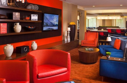 Crestline Heights House | Enjoy a Hassle-Free and Suiting Stay! Free Onsite Parking, Pets Are Welcome!