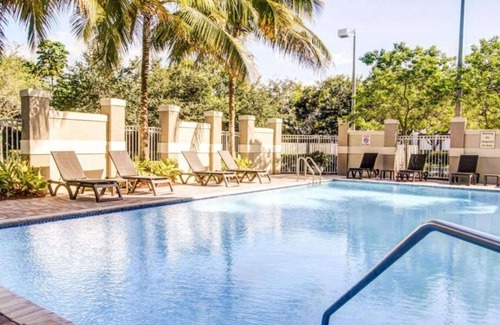 Weston House | Enjoy a relaxing stay in Weston