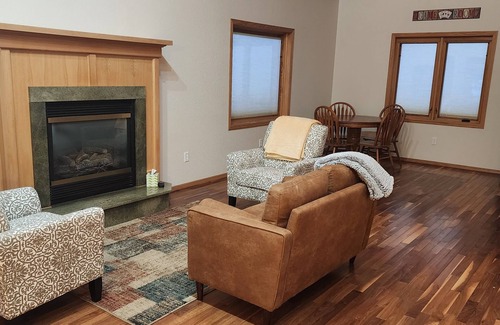 Seeley Lake House | Enjoy a relaxing vacation nestled near the mountains in Seeley Lake.