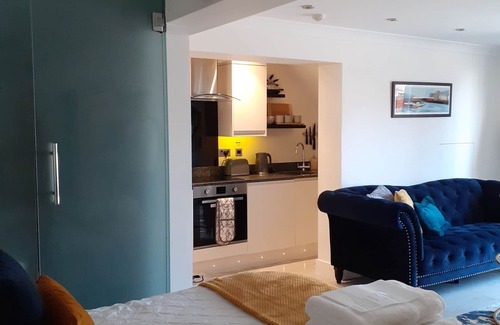 Whitby Apartment | Enjoy a stylish experience at this centrally-located apartment.