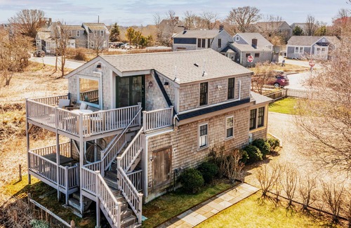 Nantucket Town Condo | Enjoy Autumn On Nantucket in our Cozy, 1-bedroom condo with WiFi