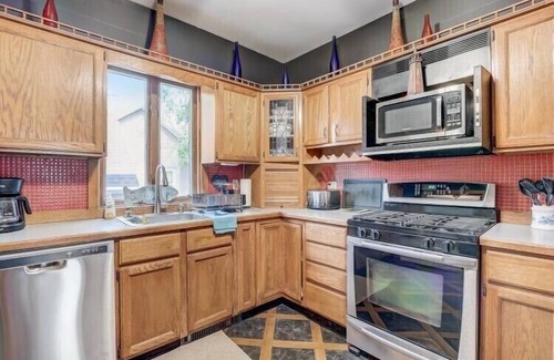 Racine House | Enjoy Beachfront Living With family!