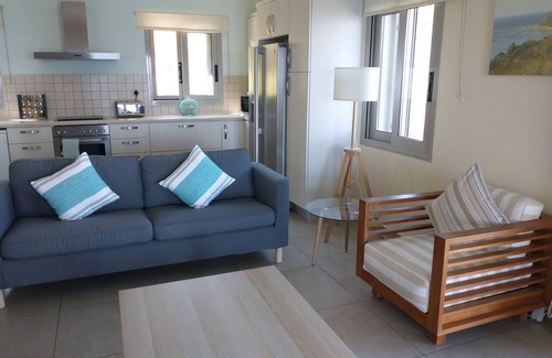 Skala Villa | Enjoy complete privacy & peace at Villa Ambelonas & stunning infinity sea views