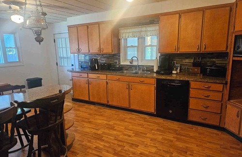 Hazleton House | Enjoy easy access to this 4 Bedroom smart home in downtown Hazleton PA.