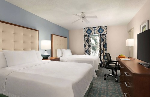 Villas Hotel | Enjoy Free Breakfast and Parking! 4 Classy Units, Steps to Bell Tower Shops!