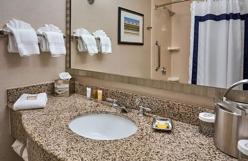 Staunton House | Enjoy Historic Vibes & Modern Comforts | Indoor Swimming Pool