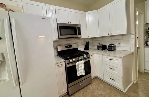 Clear Lake House | Enjoy our complimentary coffee bar in our quiet retreat in a great location.