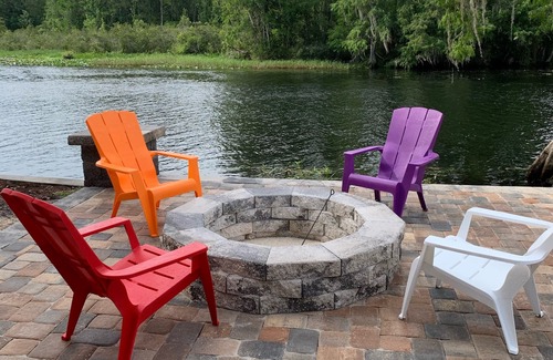 Citrus Springs House | Enjoy peace and tranquility on the Withlacoochee river with breathtaking views.
