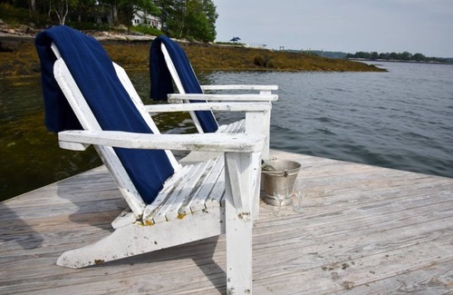 Boothbay Harbor House | Enjoy Secluded Privacy at this Cottage on the Water