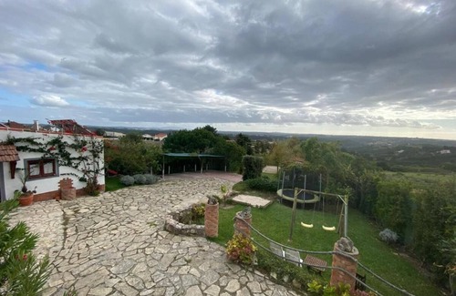 Malinha House | Enjoy the tranquility! Apartment with swimming pool. Near Caldas da Rainha