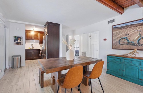 Palm Beach - West Palm Beach House | Enjoy this Bliss Bungalow home 10 mins away to the beautiful beach