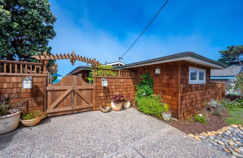 Park Hill House | Enjoy This Gorgeous, Oceanfront Rental With Beach Access & Endless Views!