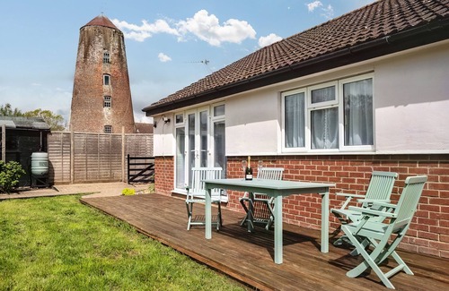 Potter Heigham House | Enjoy tranquility at your cosy country hideaway.