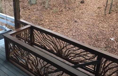 Rabun Gap Cabin | Enjoy 'Treetops' in the North Ga Mountains. Now with Wifi!