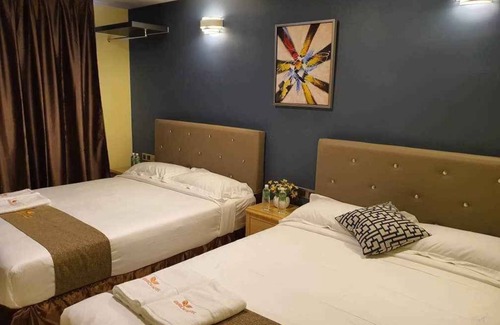 Shah Alam Hotel | Enrich Hotel Setia Alam by uBook