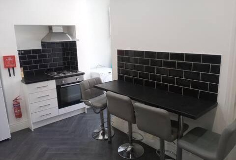 Burnley House | Ensuite Double-bed (E4) close to Burnley city ctr.