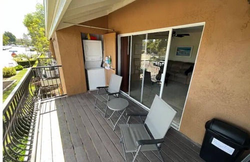 La Jolla Village House | Entire 2br/2ba La Jolla Village Condon