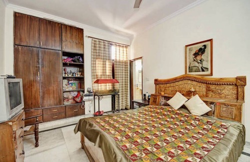Naraina Bed & Breakfast | Entire 2BR Serviced Apartment from 2nd Dec 2019