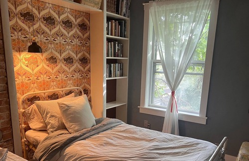 West End Condo | Entire 3 Story Home in Historic Building in Arts District- Walk to everything