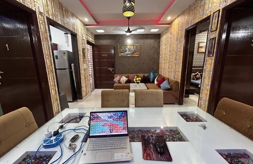 Zirakpur Apartment | Entire 3bhk Luxury Flat in Zirakpur-panchkula-chandigarh-mohali, Punjab, India