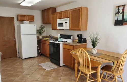 Brookhollow Apartment | Entire apartment 1b&1b close to downtown, stadium, galleria, theaters