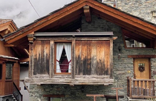 Valtournenche Ski Chalet | Entire Chalet with fireplace. garden, Wi-Fi, adjacent to village center