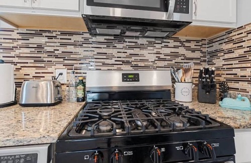 Havre De Grace House | Entire home, great location, no cleaning fee