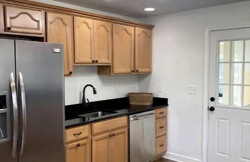 New Haven House | Entire Home in Hamden