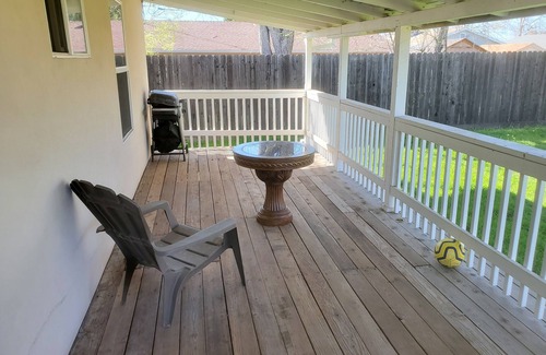 Sacramento House | Entire house near Airport/Capitol/D-town/CaI-Expo
