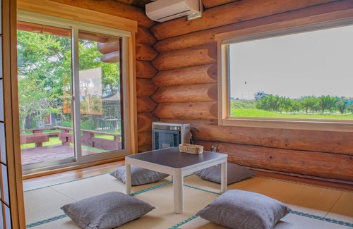 Inakadate-mura House | Entire log house Cottage Hideaway in the country/Minamitsugaru-gun Aomori