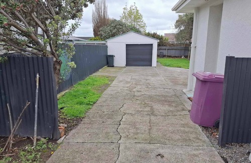 Palmerston North House | Entire Property 5 minutes to CitynPerfect for Staff, Families and Groups.n